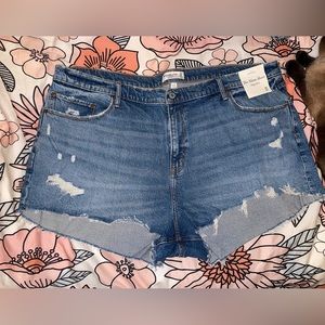 Abercrombie & Fitch Mom Shorts